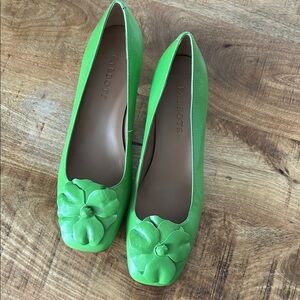 Talbots Bright Green Heels with Floral Accent